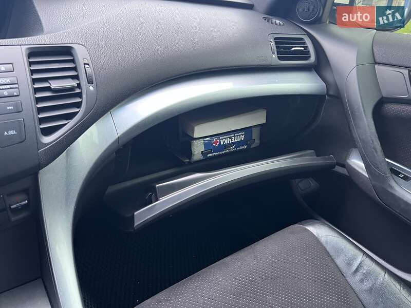 Седан Honda Accord 2011 в Херсоні