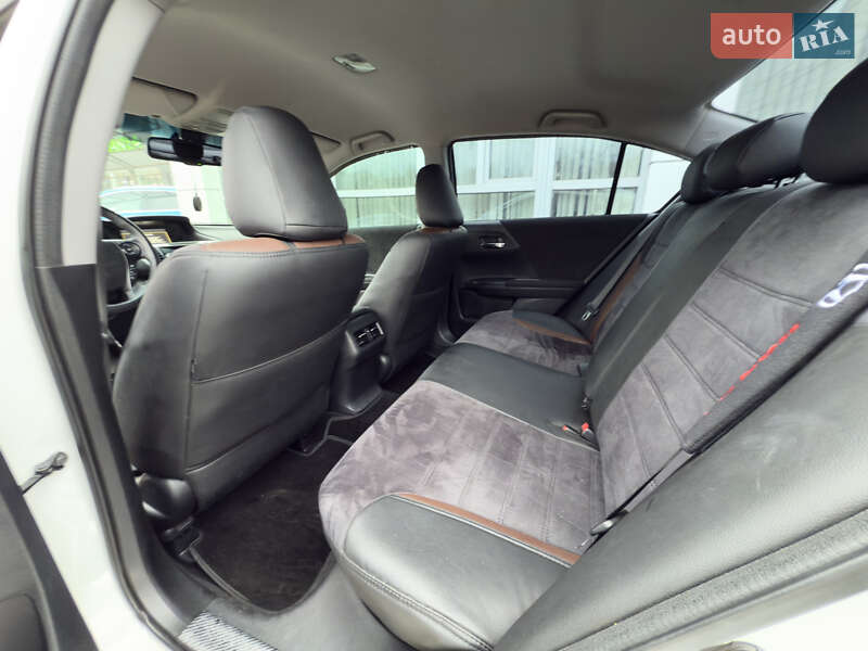 Седан Honda Accord 2013 в Одесі