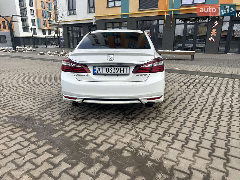 Седан Honda Accord 2016 в Івано-Франківську