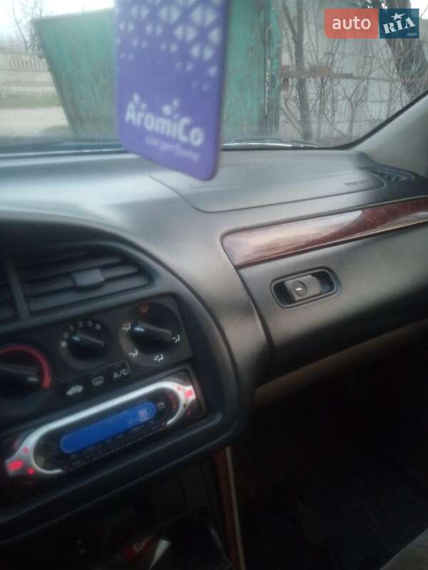 Седан Honda Accord 1999 в Корюківці