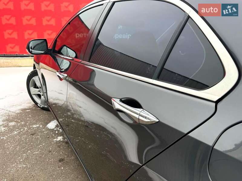 Седан Honda Accord 2011 в Києві