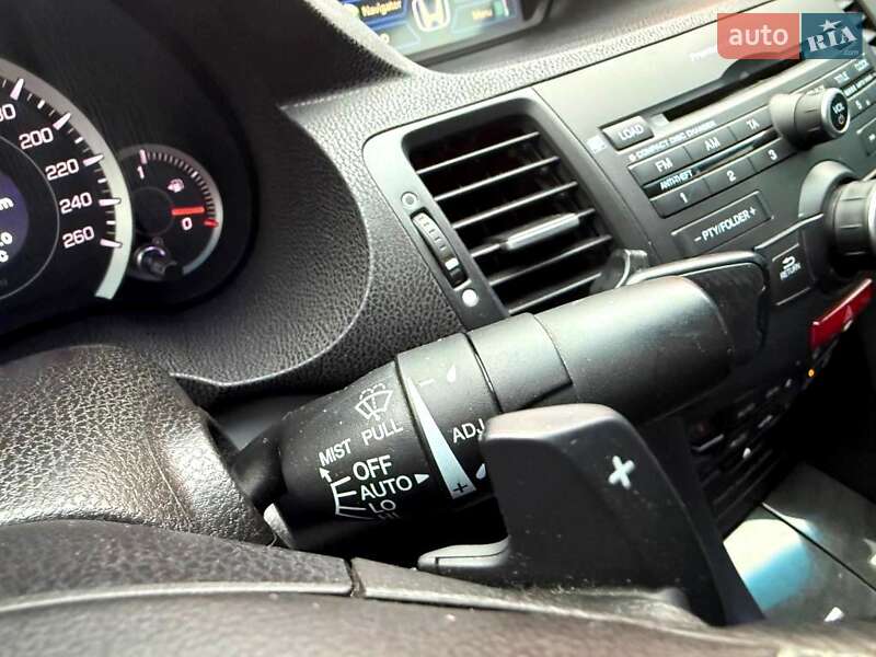 Седан Honda Accord 2011 в Києві