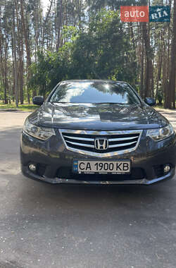 Седан Honda Accord 2012 в Черкасах