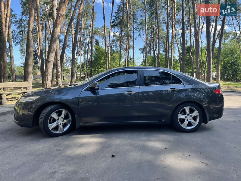 Седан Honda Accord 2012 в Черкасах