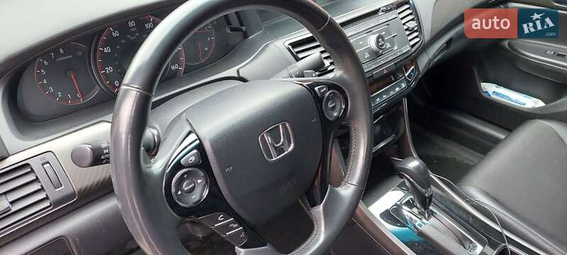 Седан Honda Accord 2017 в Виннице