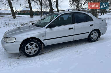 Седан Honda Accord 2000 в Краснограді