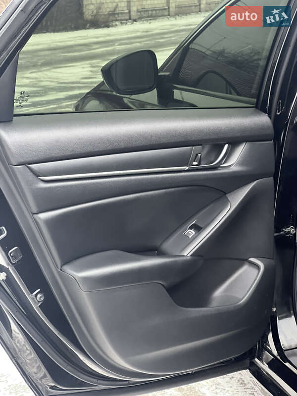 Седан Honda Accord 2022 в Вінниці