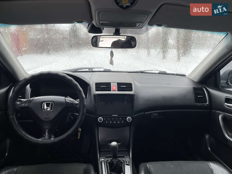 Седан Honda Accord 2004 в Харкові