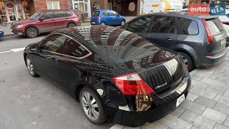 Купе Honda Accord 2008 в Киеве