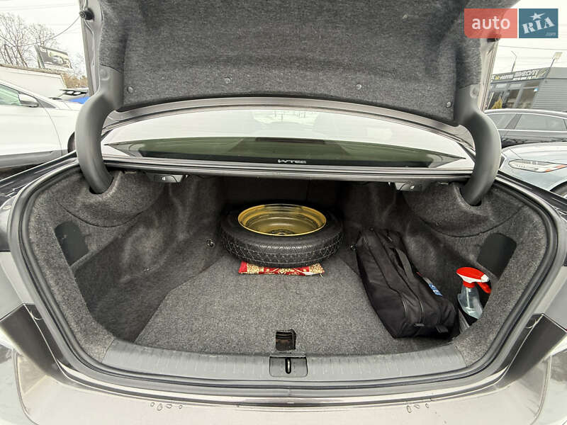 Седан Honda Accord 2008 в Умані