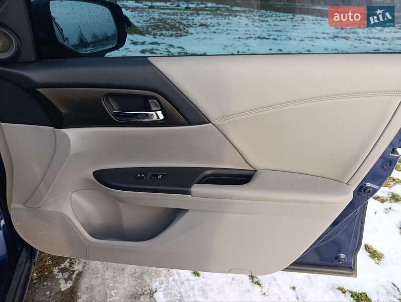 Седан Honda Accord 2013 в Коломиї