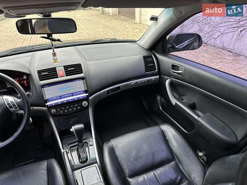 Седан Honda Accord 2004 в Одесі