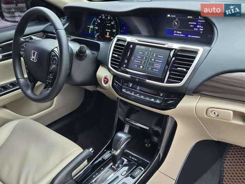 Седан Honda Accord 2016 в Днепре фото 40 Седан Honda Accord 2016 в Днепре