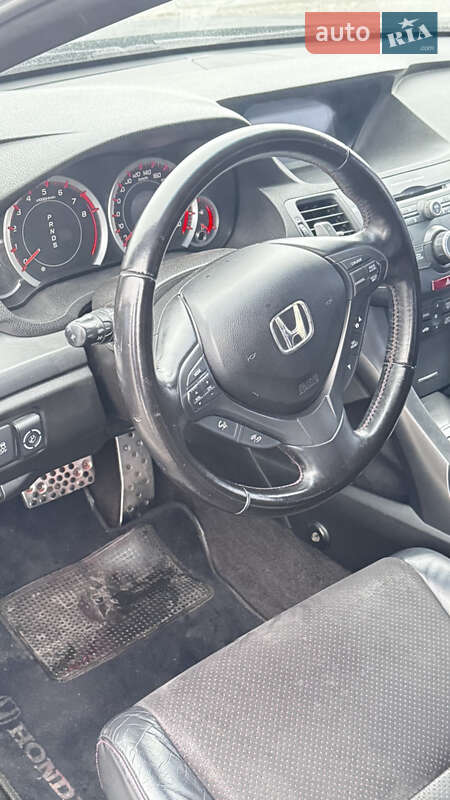 Седан Honda Accord 2012 в Києві