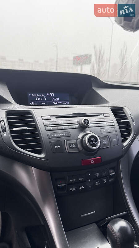 Седан Honda Accord 2012 в Києві