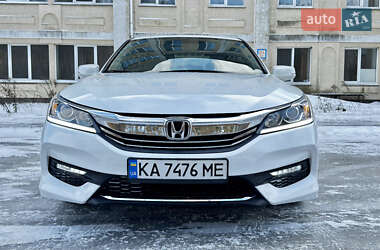Седан Honda Accord 2015 в Киеве