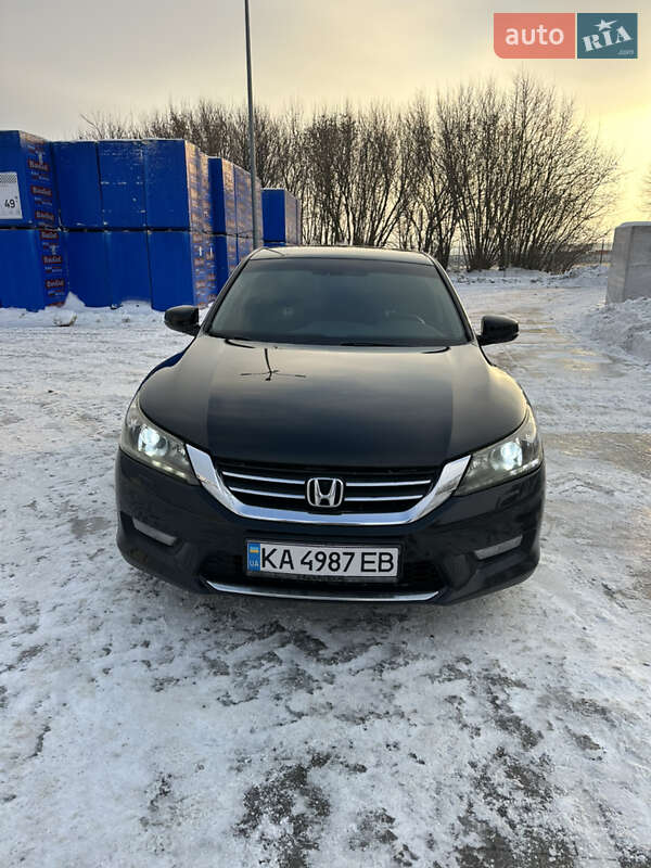 Седан Honda Accord 2013 в Борисполі фото Седан Honda Accord 2013 в Борисполі