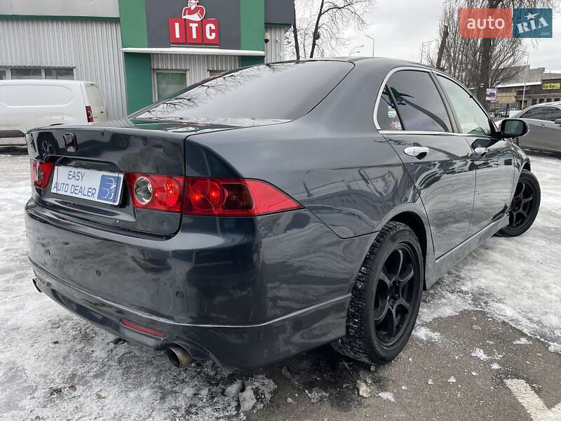 Седан Honda Accord 2003 в Киеве