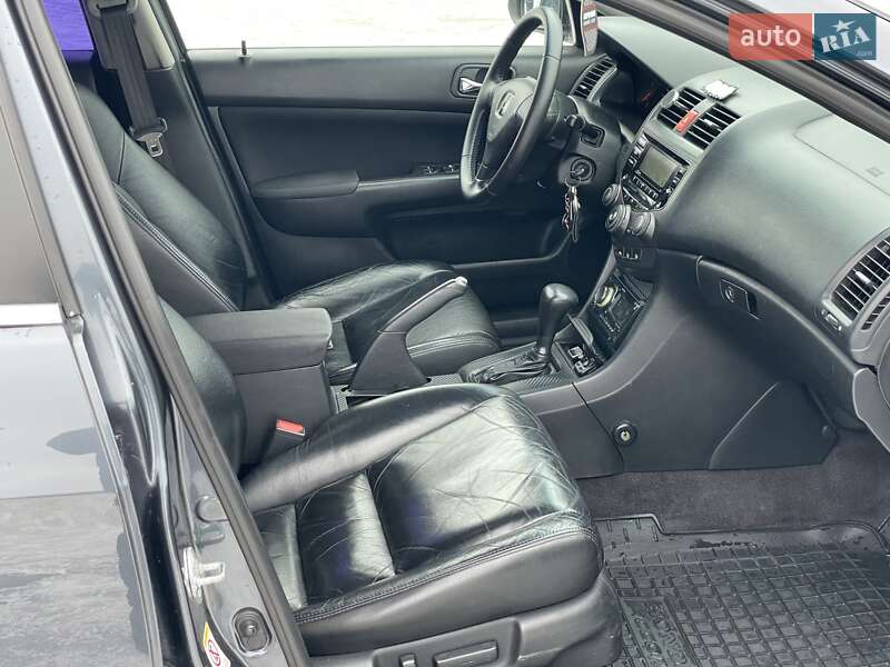 Седан Honda Accord 2003 в Киеве