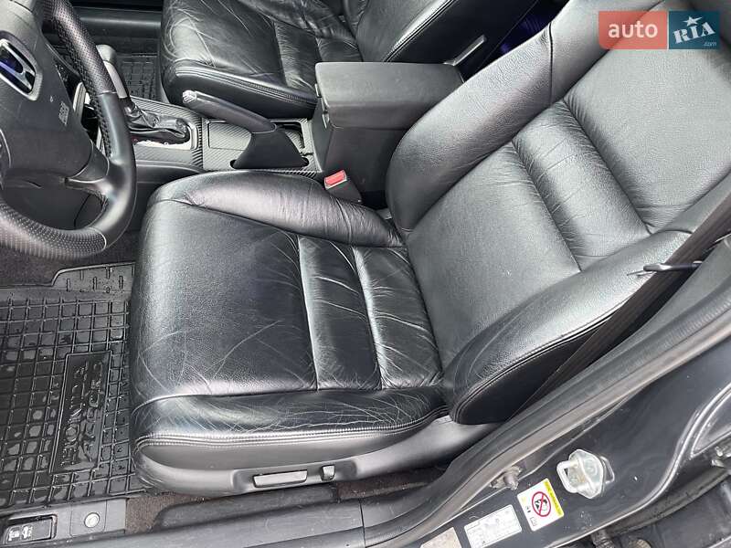 Седан Honda Accord 2003 в Киеве