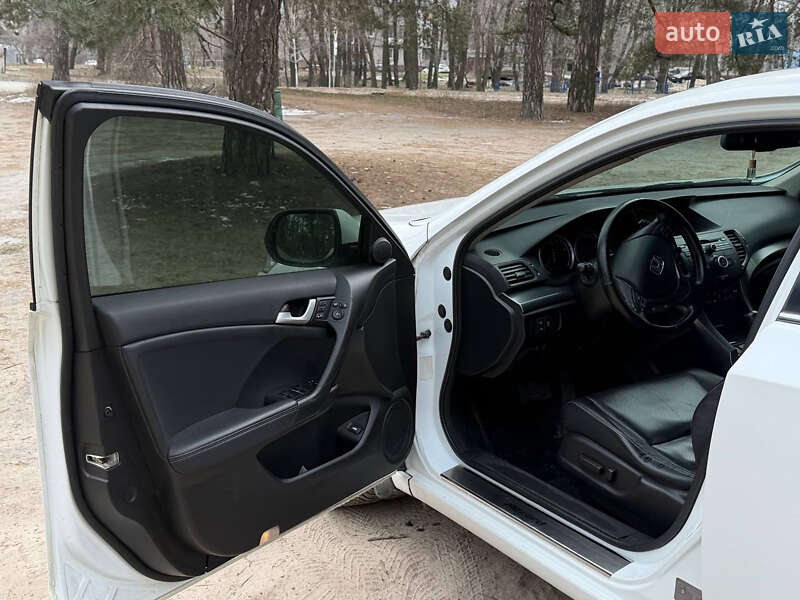 Седан Honda Accord 2012 в Дніпрі