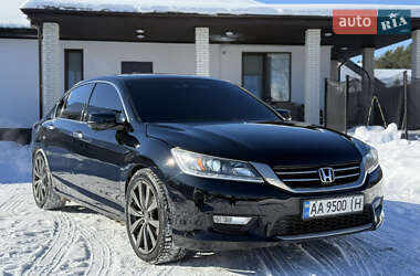 Седан Honda Accord 2012 в Житомире