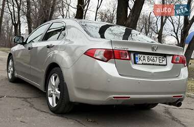 Седан Honda Accord 2010 в Каменском