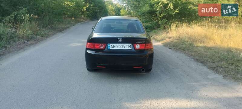 Седан Honda Accord 2004 в Дніпрі