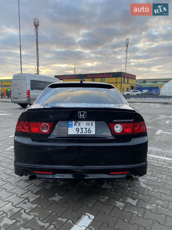 Седан Honda Accord 2006 в Киеве