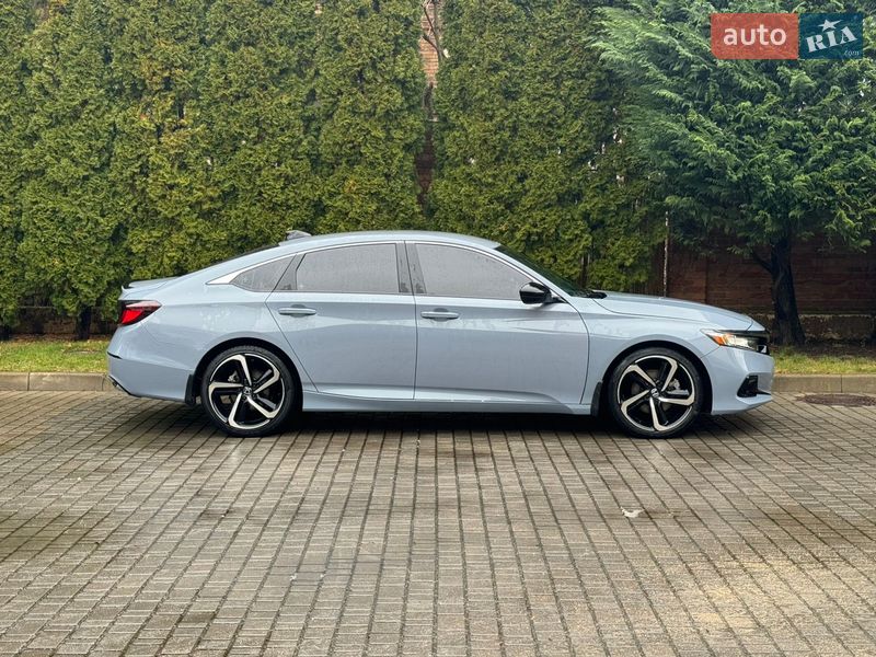 Седан Honda Accord 2022 в Одессе