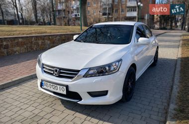 Седан Honda Accord 2013 в Києві