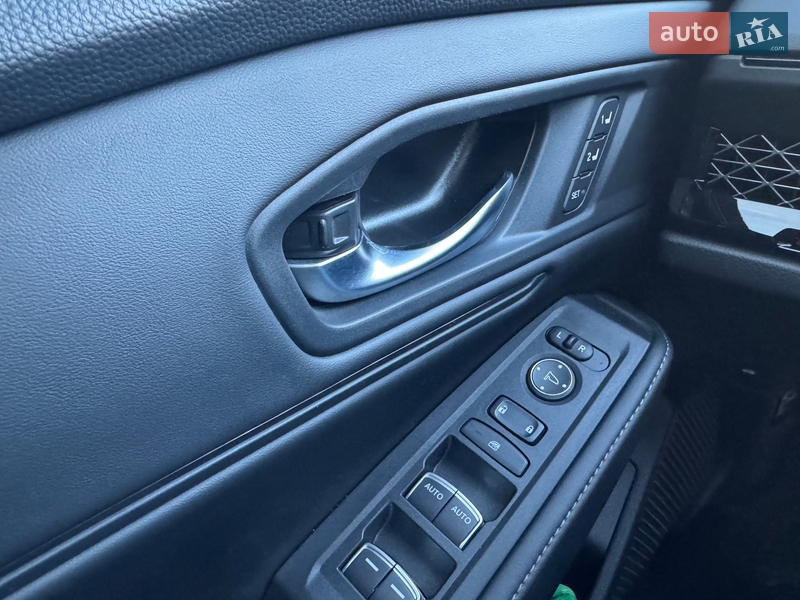 Седан Honda Accord 2023 в Киеве