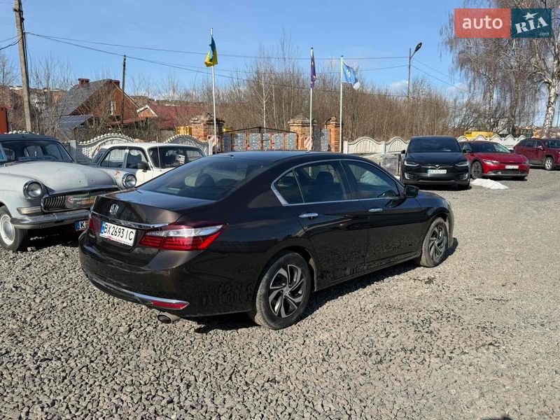 Седан Honda Accord 2016 в Хмельницком