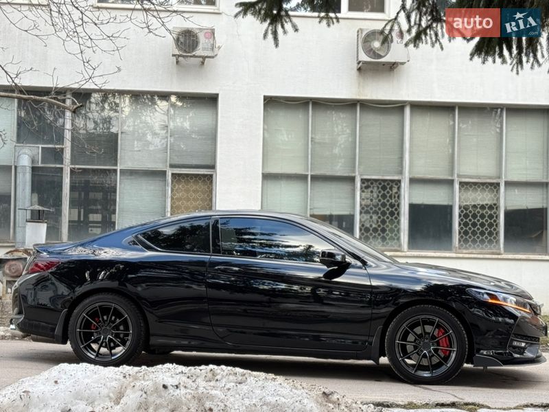Купе Honda Accord 2016 в Виннице