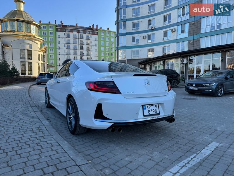 Купе Honda Accord 2015 в Ивано-Франковске