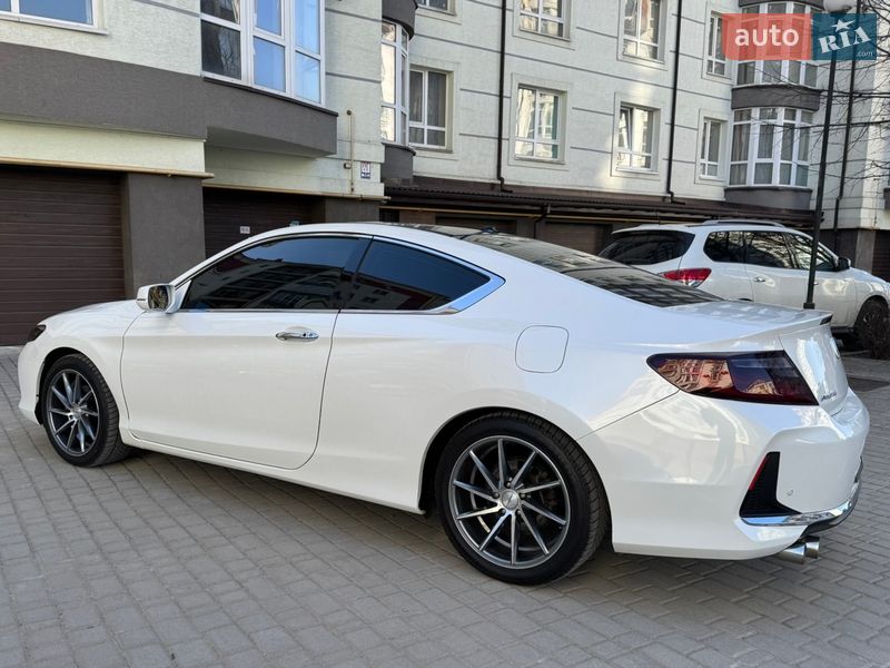 Купе Honda Accord 2015 в Ивано-Франковске