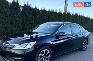 Седан Honda Accord 2015 в Черкасах