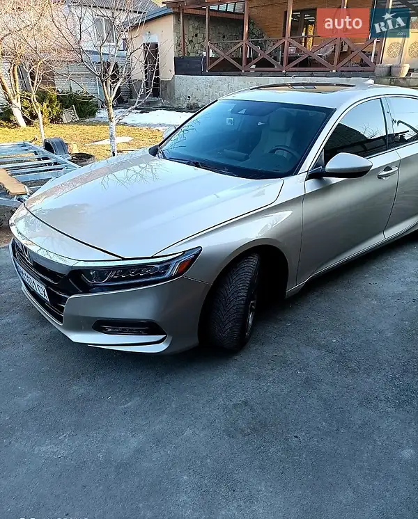 Honda Accord 2018 VIN 1HGCV1F46JA152134 фото оголошення 7 з 62