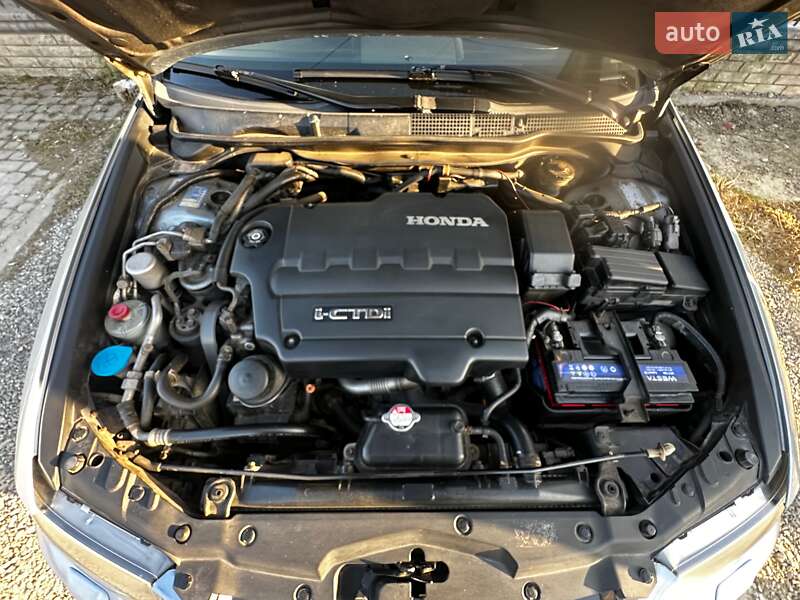 Универсал Honda Accord 2004 в Надворной