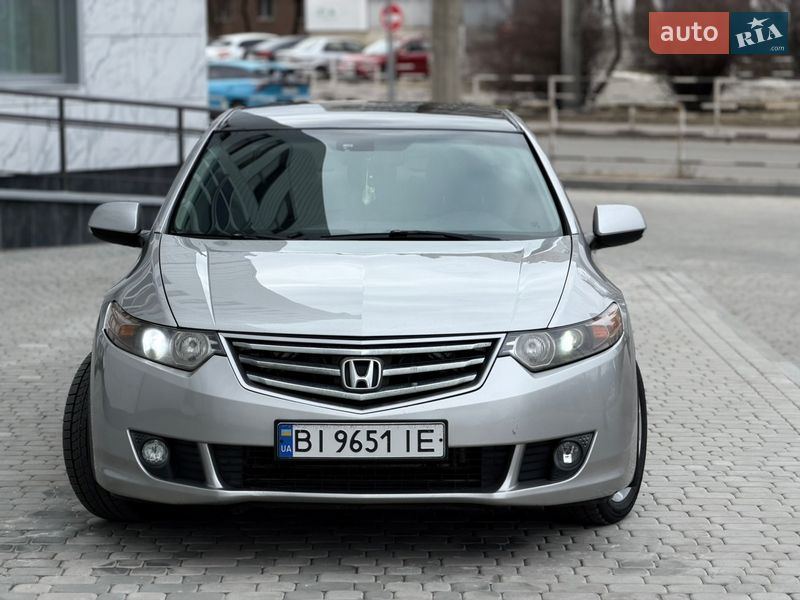 Седан Honda Accord 2008 в Полтаве