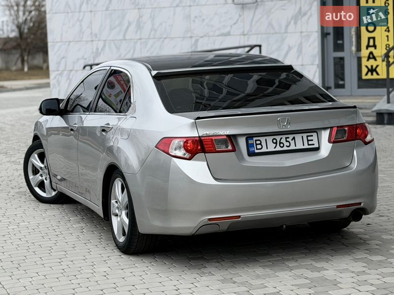 Седан Honda Accord 2008 в Полтаве