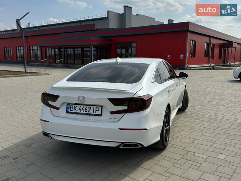 Седан Honda Accord 2019 в Рівному