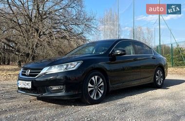 Седан Honda Accord 2013 в Обухове