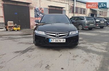 Седан Honda Accord 2006 в Калуші