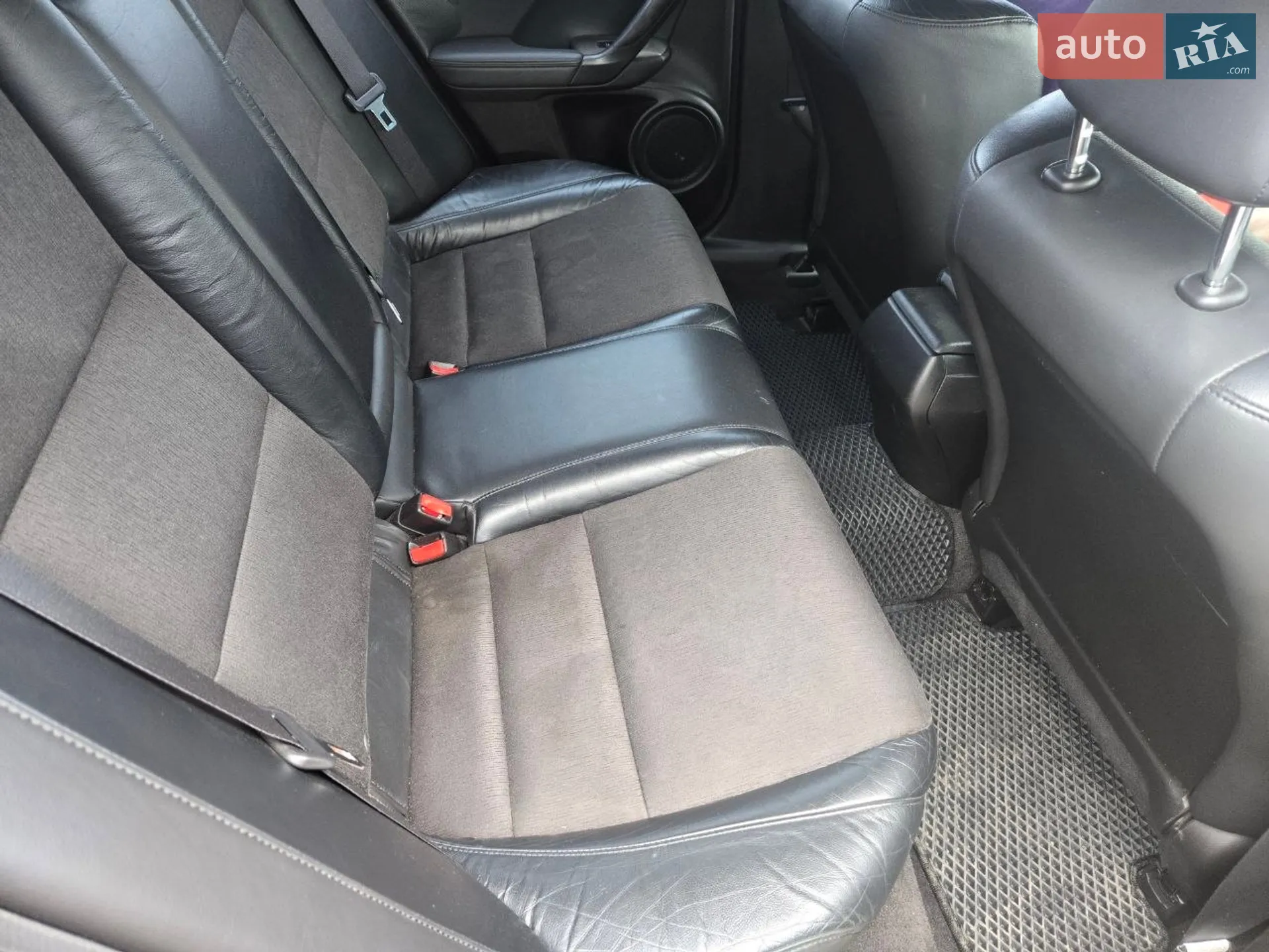 2010 Honda Accord - мініатюра 16
