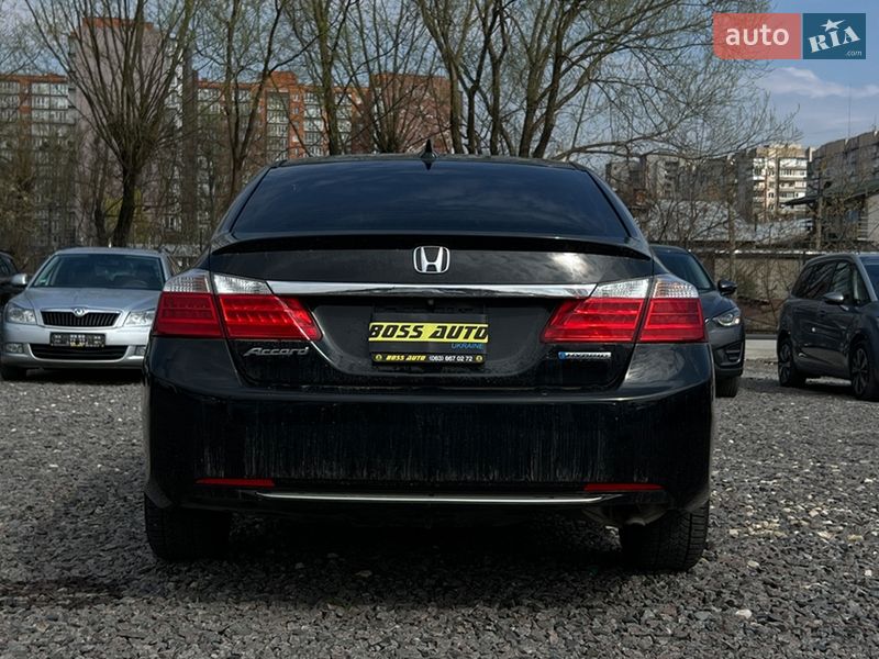 Седан Honda Accord 2014 в Львове