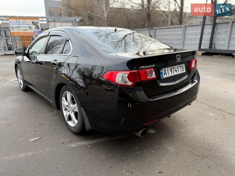 Седан Honda Accord 2008 в Киеве