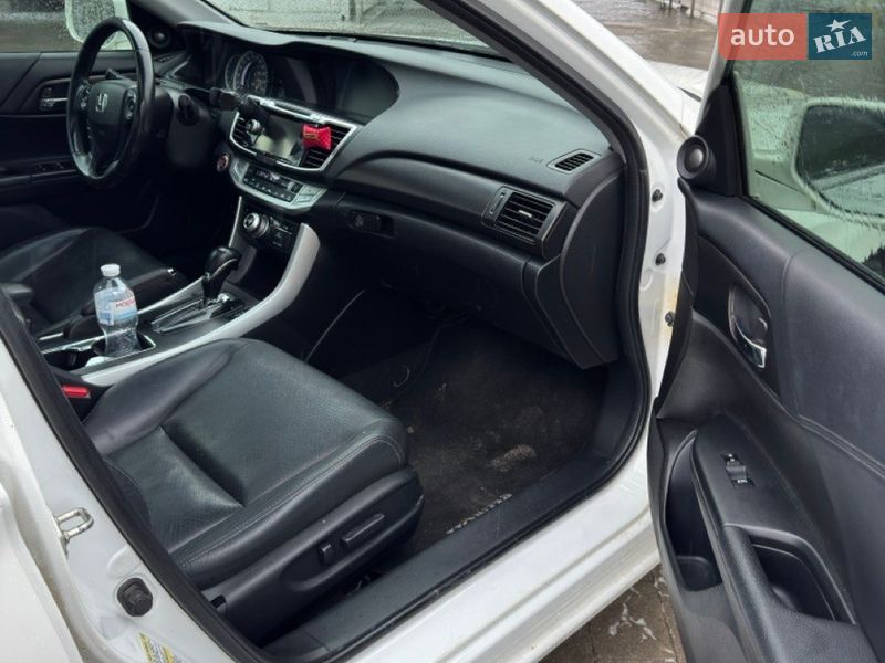 Седан Honda Accord 2013 в Ивано-Франковске