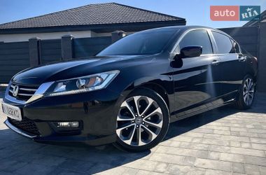 Седан Honda Accord 2013 в Киеве
