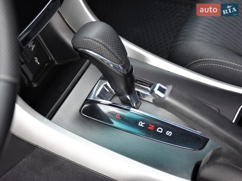 Седан Honda Accord 2014 в Дрогобичі